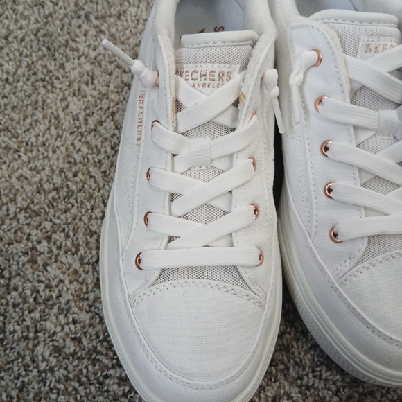 Skechers Women's White Sneakers Size 9 - Picture 11 of 13